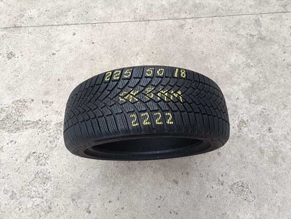 O anvelopa iarna 225 50 18 Bridgestone Blizzak LM 005 cu 8 mm 2222