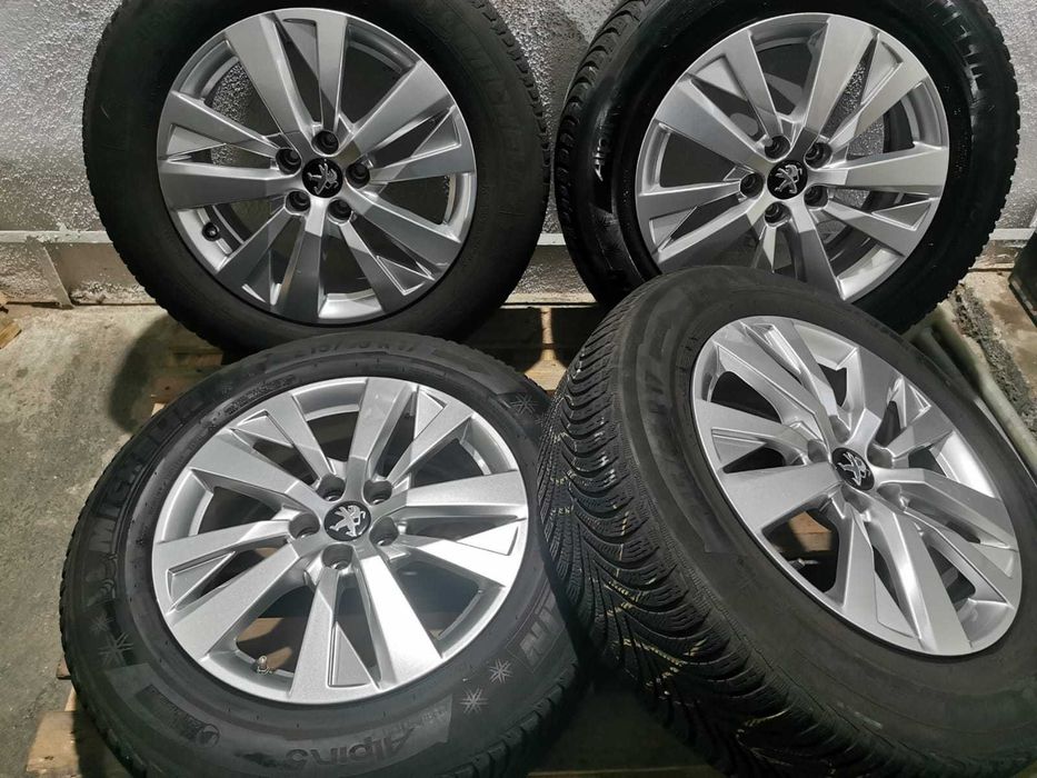Jante Originale Peugeot 3008 / 5008 . R 17 cu anvelope de iarna