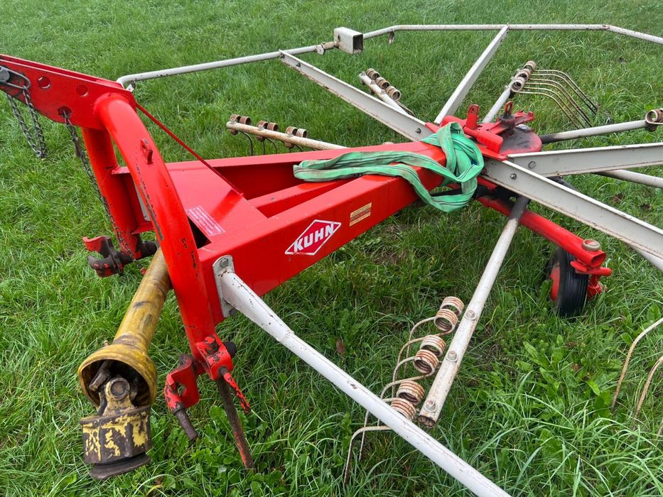 Vand Grebla Greblatoare Kuhn Ga 300