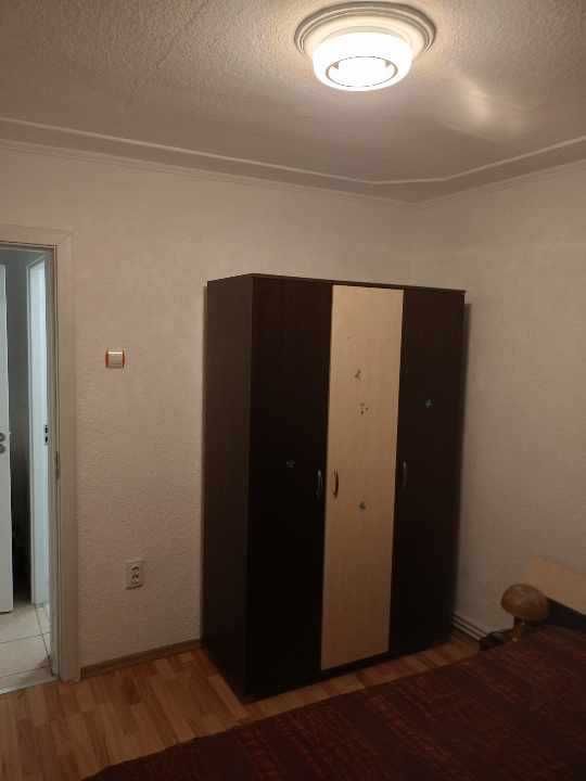 Inchiriez apartament 2 camere