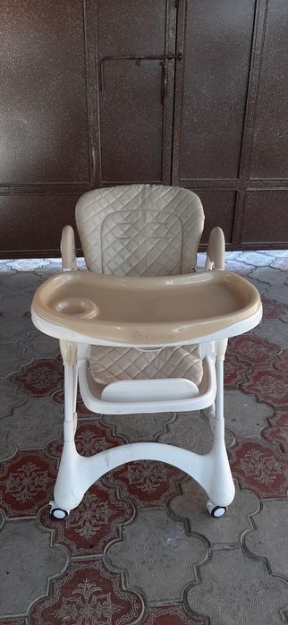 Детское кресло для кормления