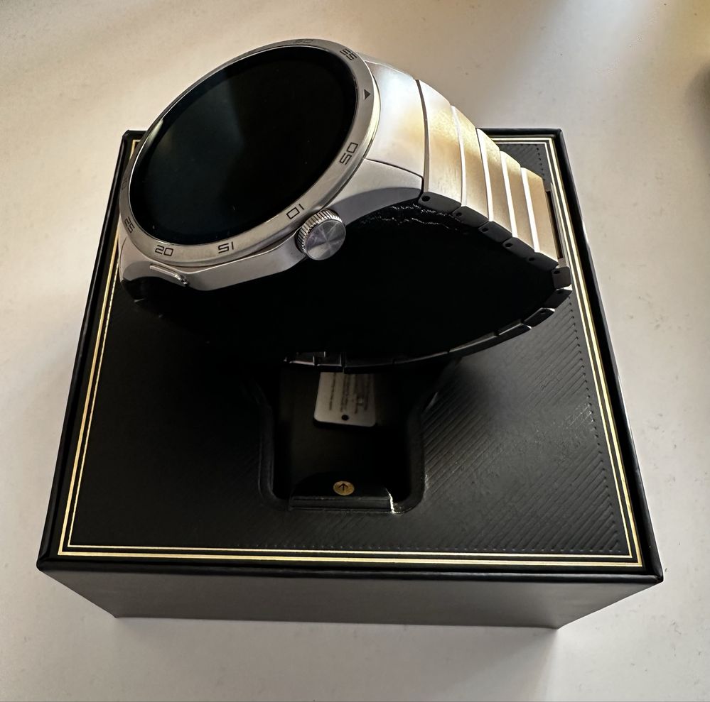 Смарт часовник Huawei Watch GT 4, 46 mm, Stainless Steel
