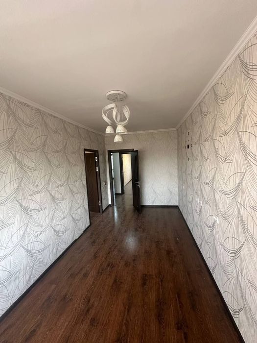 Хонадон сотилади! Сергели 8 худуд, 2 хонали, 7-кават