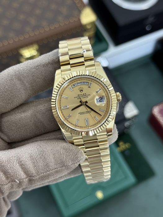 Rolex Day-Date 40 Baguette