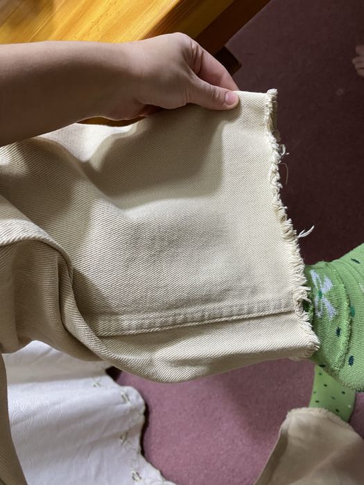 Женские брюки бежевые