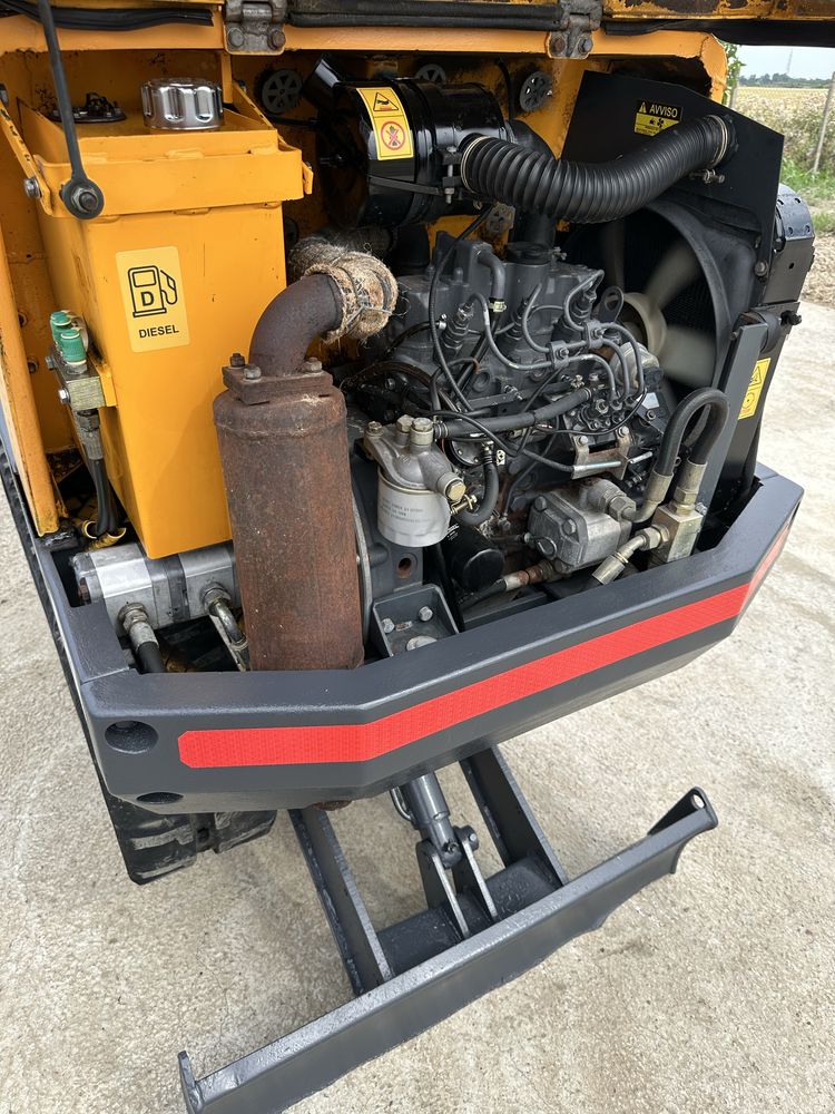 Miniexcavator jcb 1,8 t /motor perkins