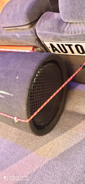 Vand subwoofer auto Magnat ( tub de bass )