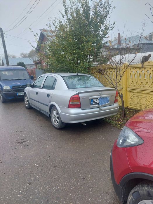 Opel Astra 1.4 benzina si gaz