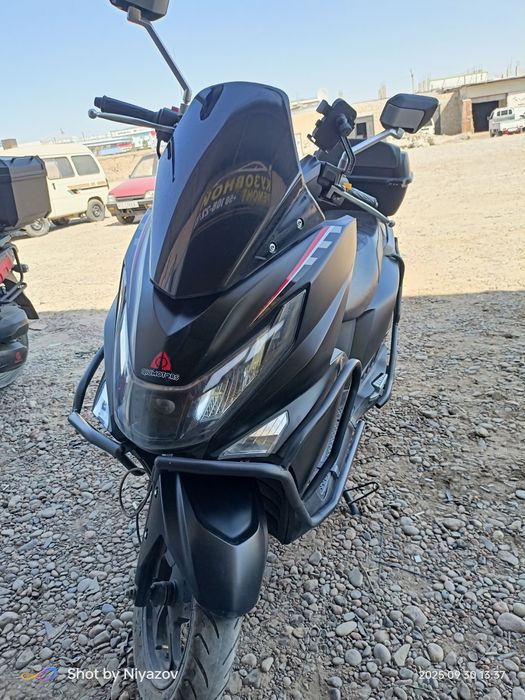 Vikup qilib beriladi Скутер Qiumotors 150 cc