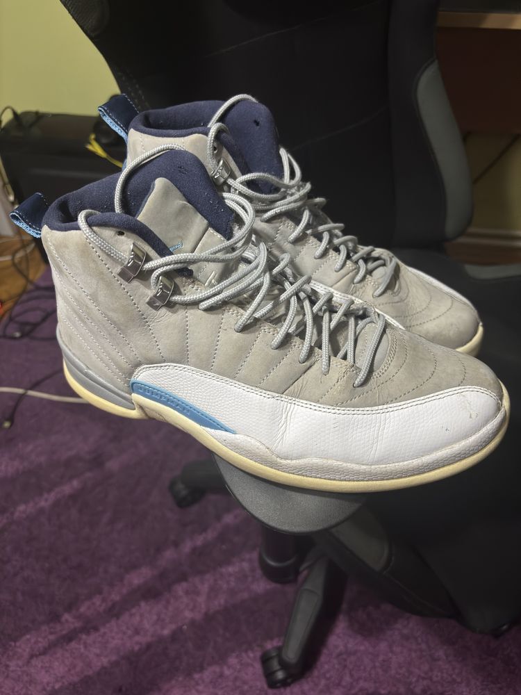 Jordan 12 Grey University Blue