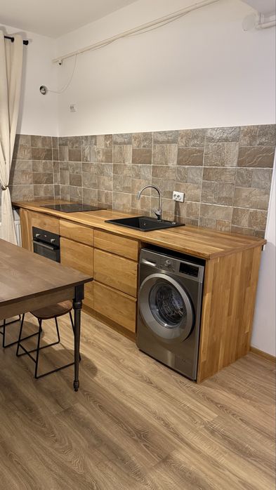 Cazare regim hotelier ap 1-2 cam Iasi Centru Palas