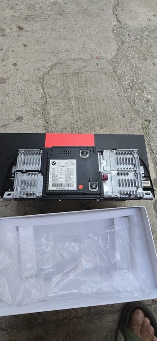 Display bmw f 10 mare