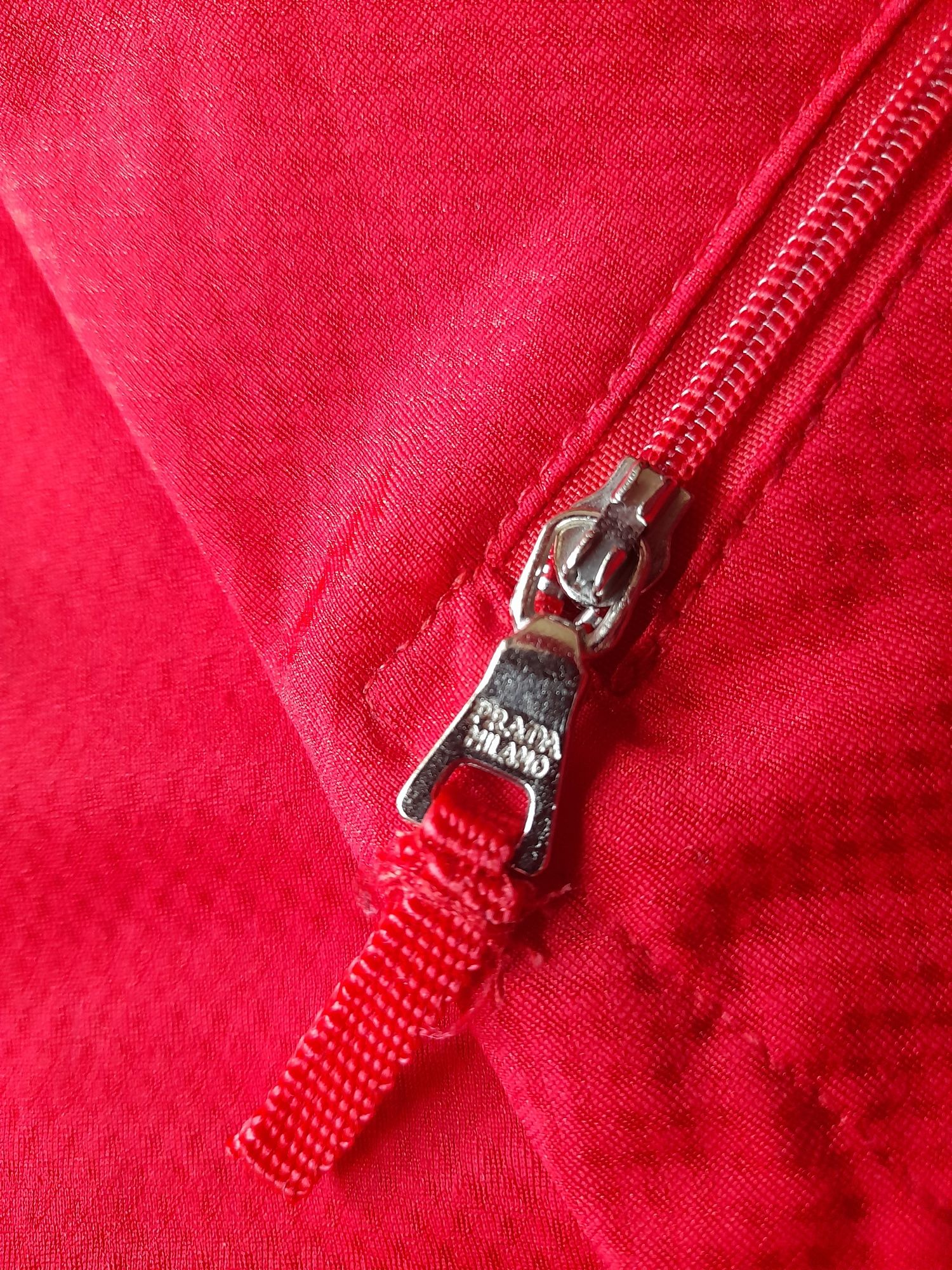 PRADA мъжка блуза L размер.