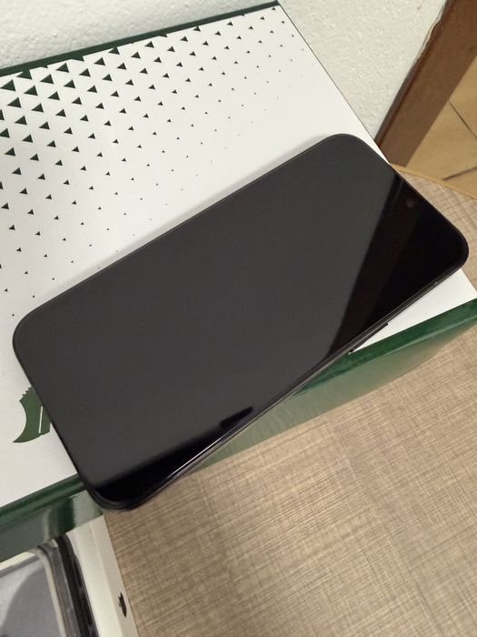 iphone 15 Pro Max Impecabil , se prezinta ca Nou .