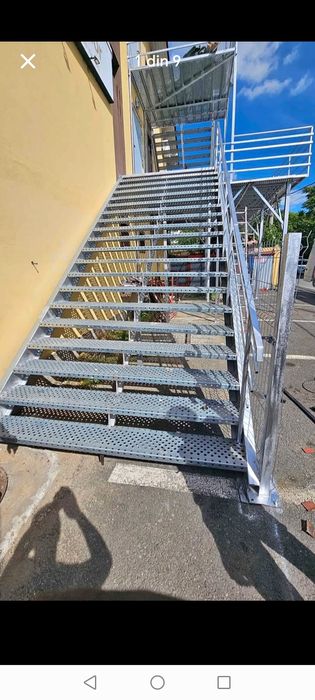 Vând scări zincate la oferirea clientului ne deplasăm ori unde in țara