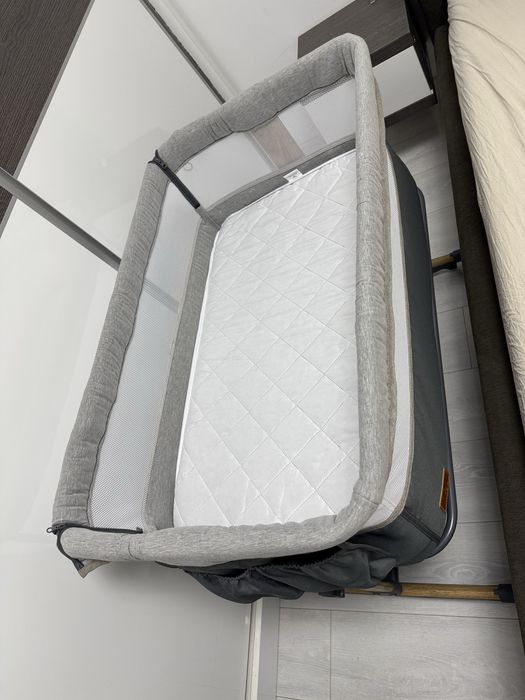 Patut co-sleeper Lionelo Leonie