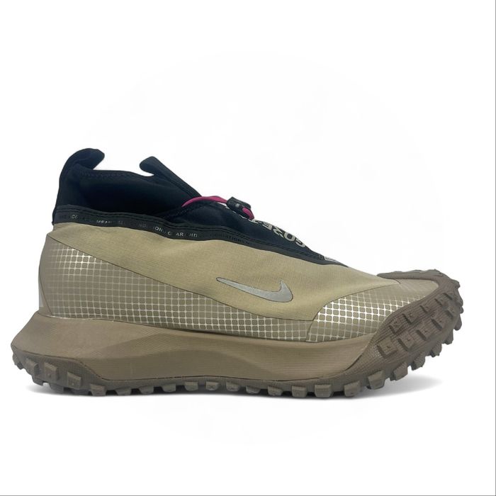 Nike ACG Mountain Fly Core Tex Khaki | Размери 40-45 | Нови