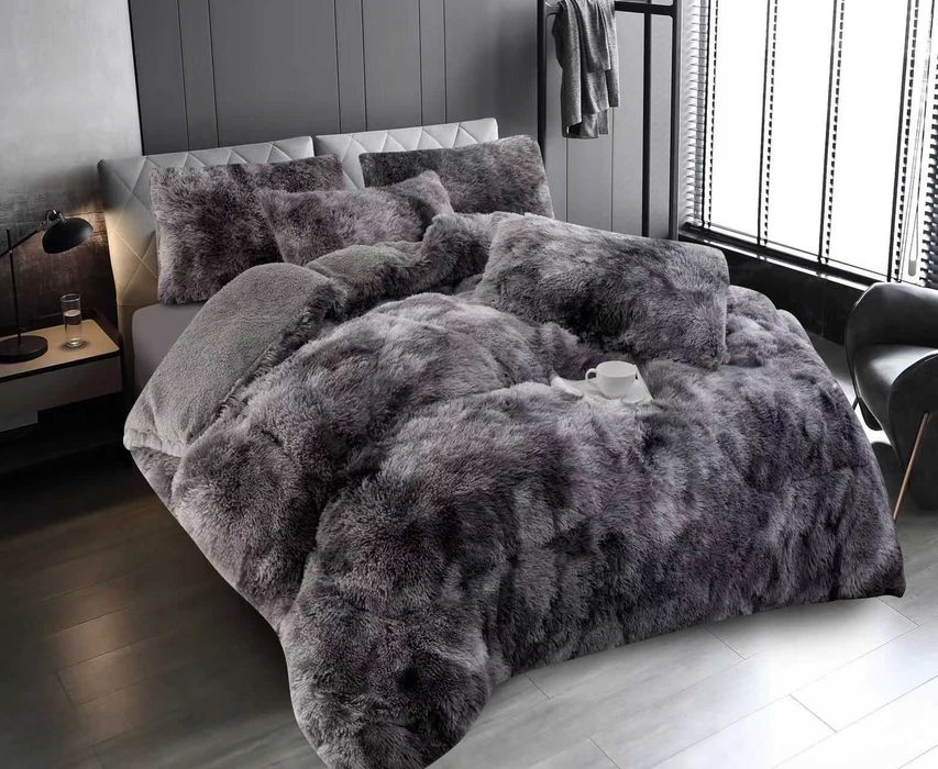 Pilota CoCoLiNo Fluffy 200x230cm + 2 fete de perna 50x75cm