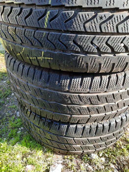 Зимни Бусови гуми, 16цола.