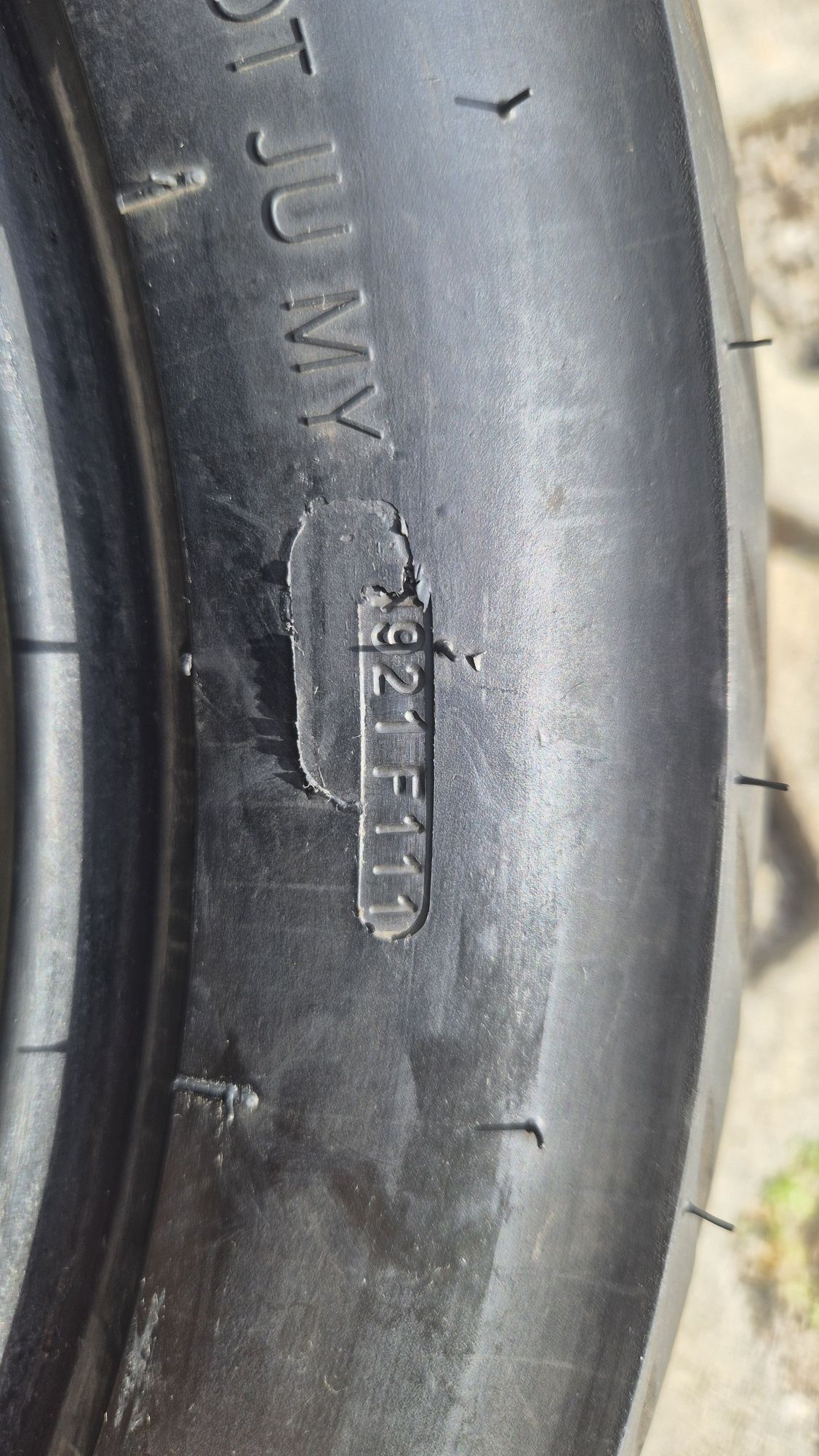 Гума за скутер Goodride 120/70/15
