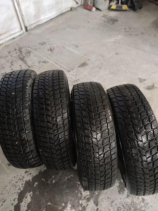 Гуми nexen 205 70 15