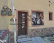 Apartament de tip casa/garsoniera/ Adjud/Vrancea