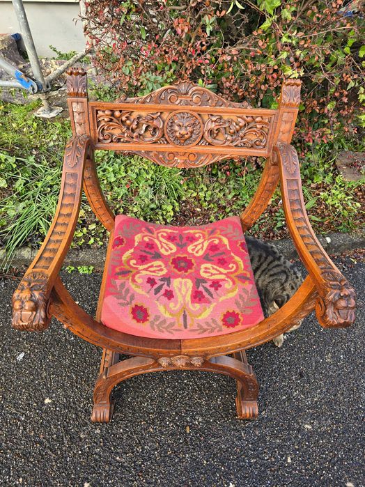 Стар стол 1860 година.