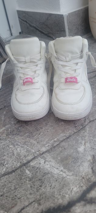 Ghetute fetite marimea 33