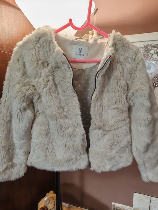 Пухкаво палто за момиченце