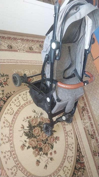 Коляска-чемодан лёгкая