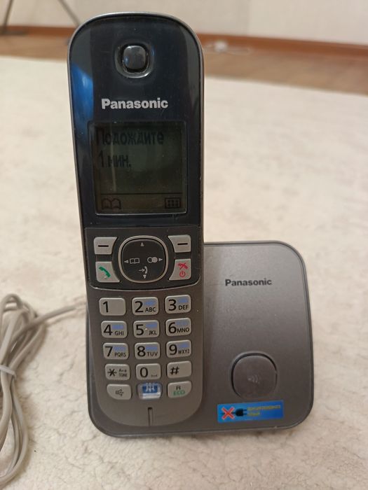 Продам домашний телефон