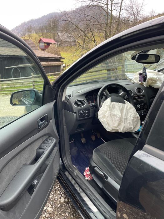 Ford focus mk2 avariat