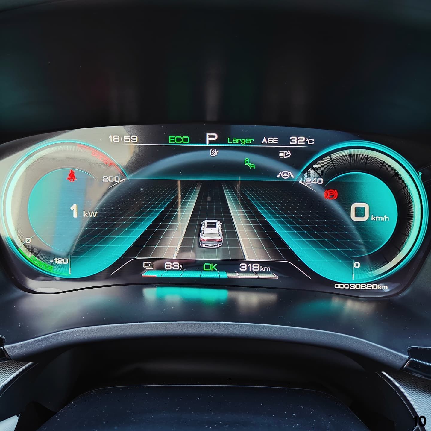 BYD Song Plus EV, 2023, в идеальном состоянии