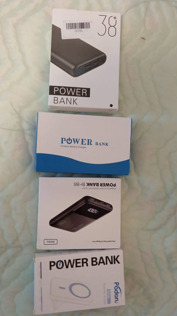 Baterii portabile power bank sigilate