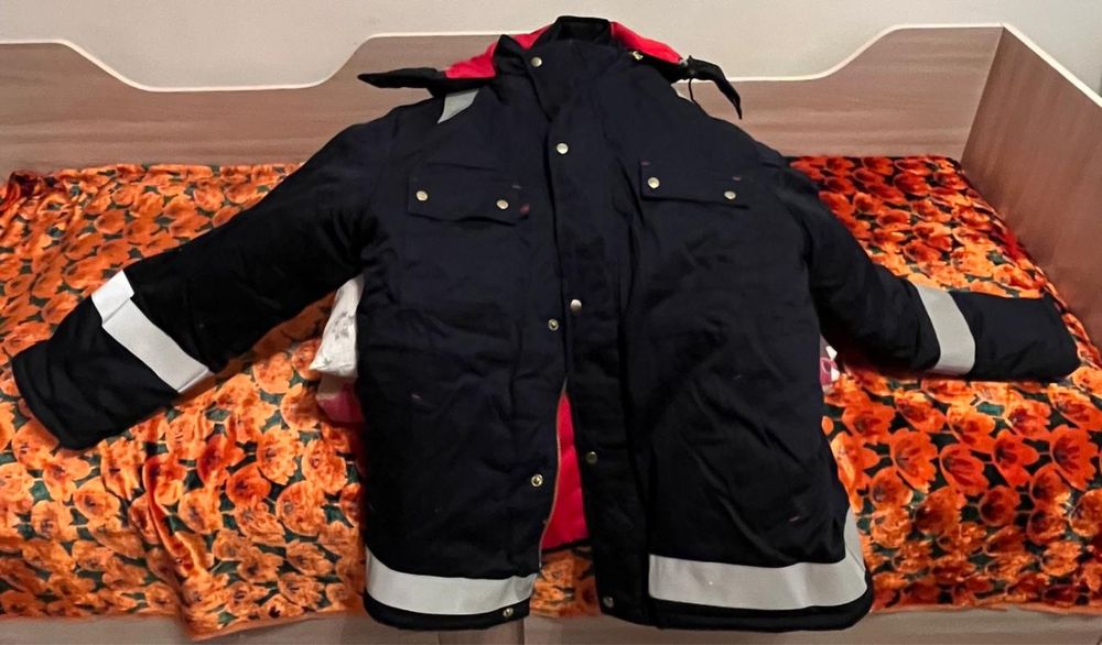 Куртка теплая, зимняя