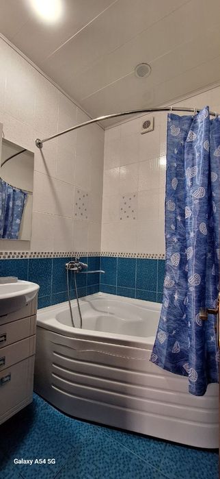 Продаётся квартира Чиланзар 24 квартал 3/3/4