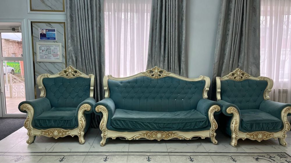 Диван продается