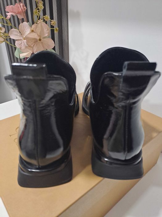 Carlo Fabiani естествена лачена кожа, нови, н-р40