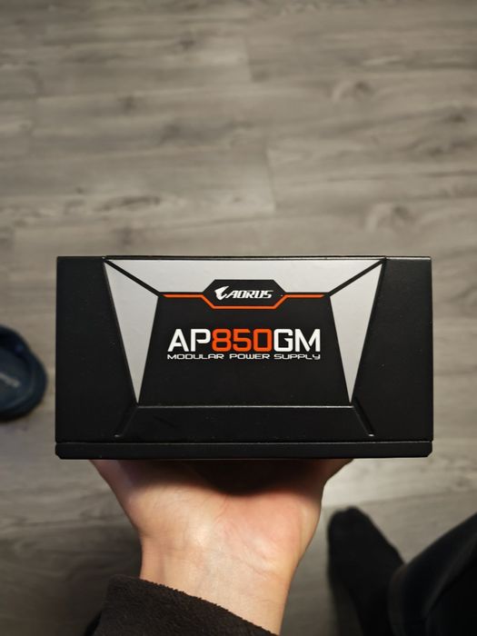 Sursa aorus 850w