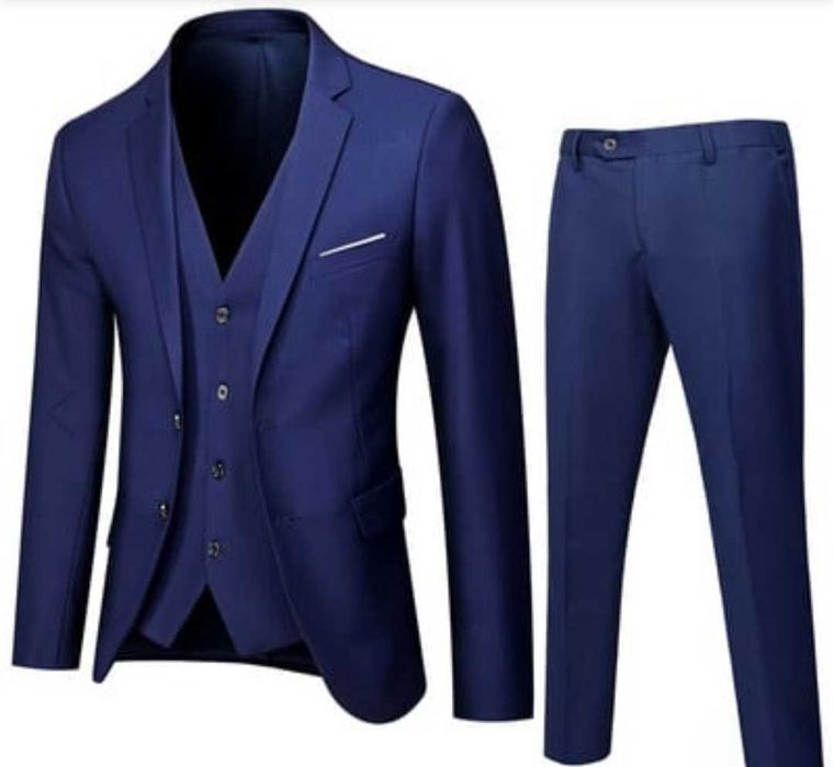 Чисто нов костюм от 3 части