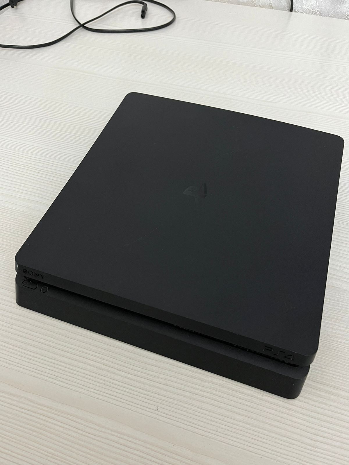 Ps4 slim сатылады