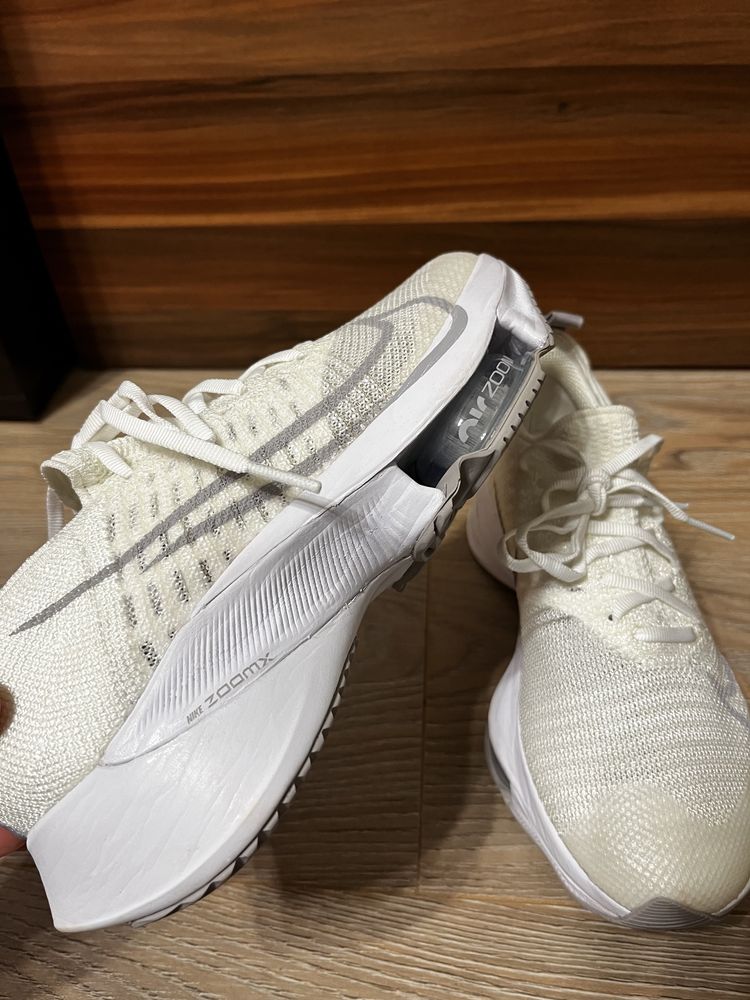 НОВИ Nike Air Zoom / Flyease