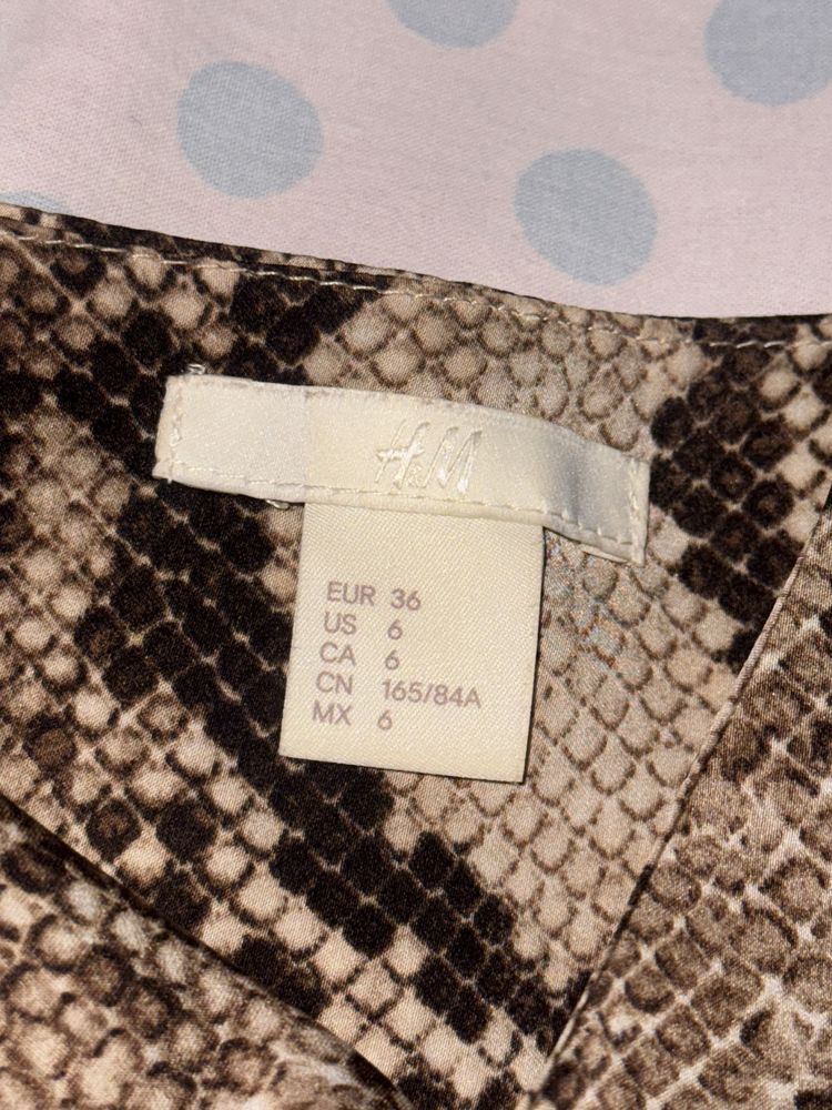 Сатенени потници от Zara и H&M