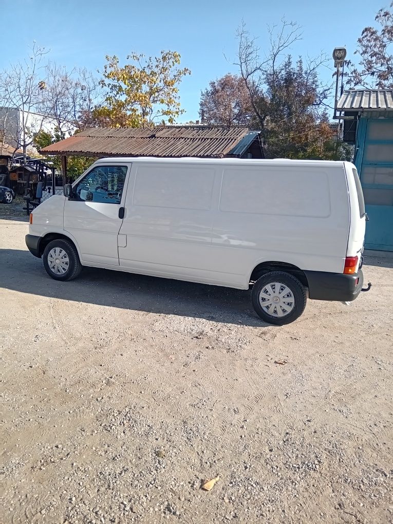 VW transporter 2.5TDi климатик дълга база