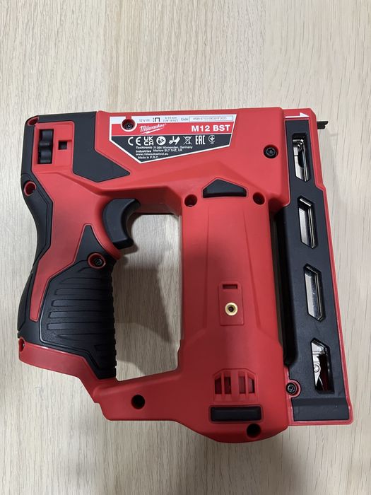 Capsator milwaukee M12 BST NOU