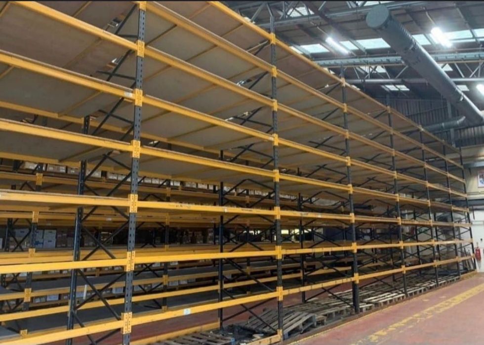 Rafturi metalice industriale 643x776