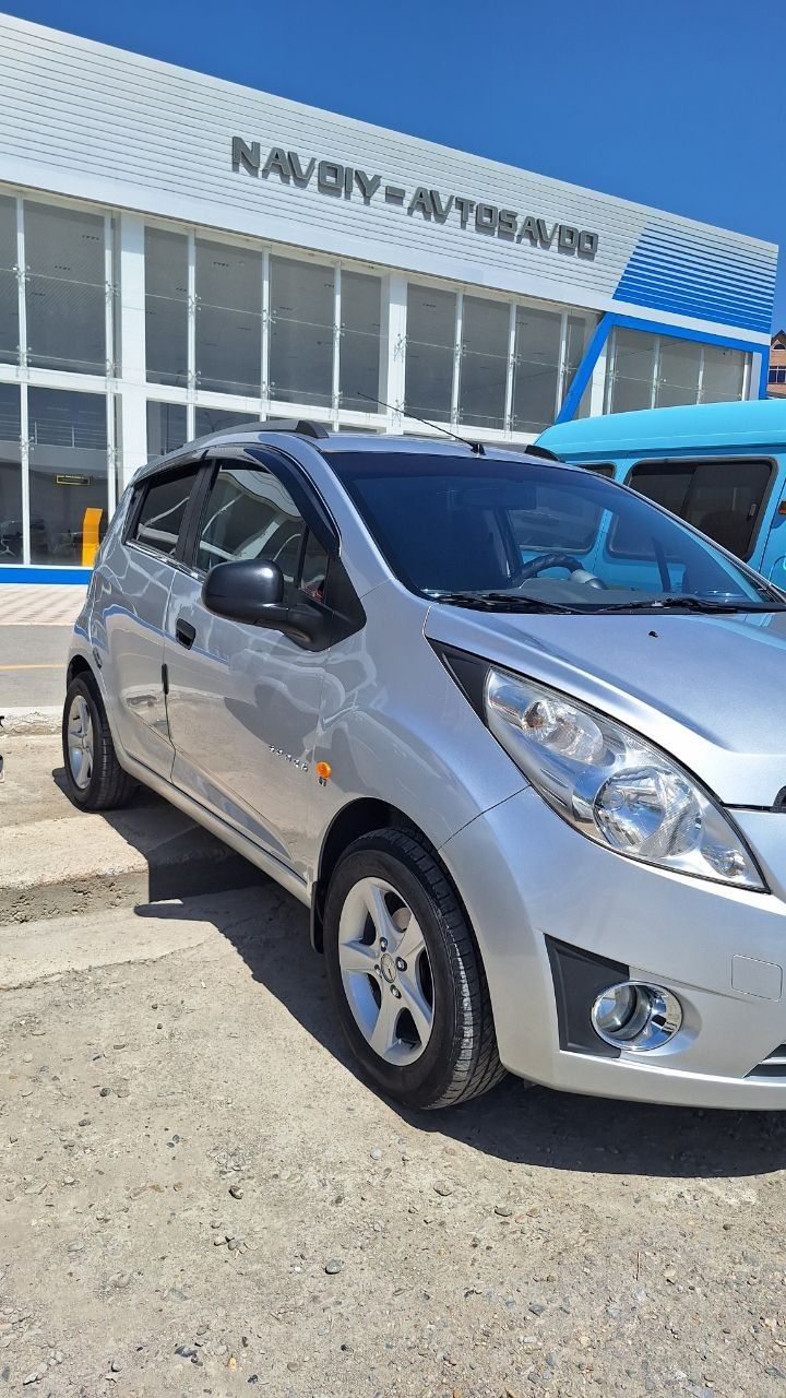 CHevrolet SPARK сотилади