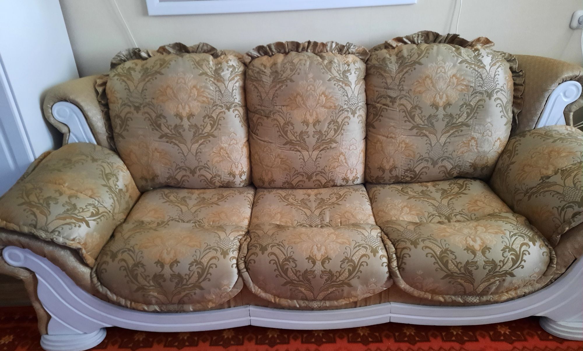 Два дивана с французской раскладушкой