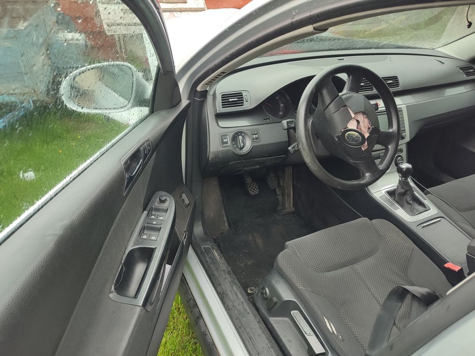 Vw Passat b6,2,0tdi-140cp,întreg sau ptr dezmembrat!!!