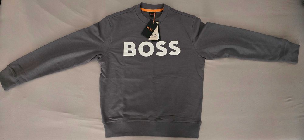 Мъжки суитшър BOSS - различни цветове и размери